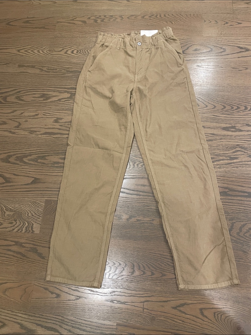 NWT American Eagle Outfitters Women’s Corduroy Pants - Tan, size 6 regular